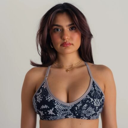 Killcrew Medium Support Sports Bra - Pytho